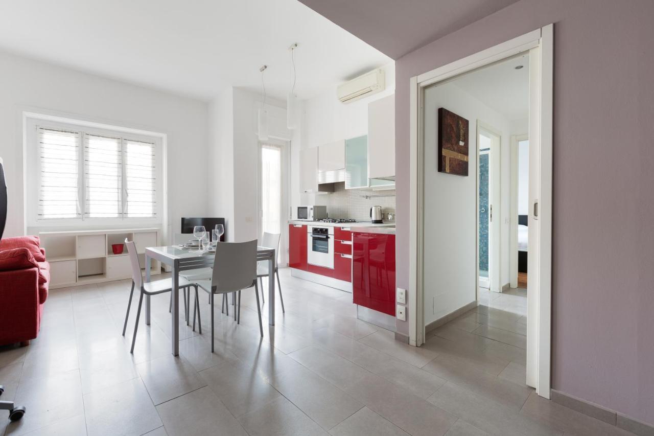 Cozy Apt With Balcony - Mm2 Sant'Agostino Appartement Milaan Buitenkant foto